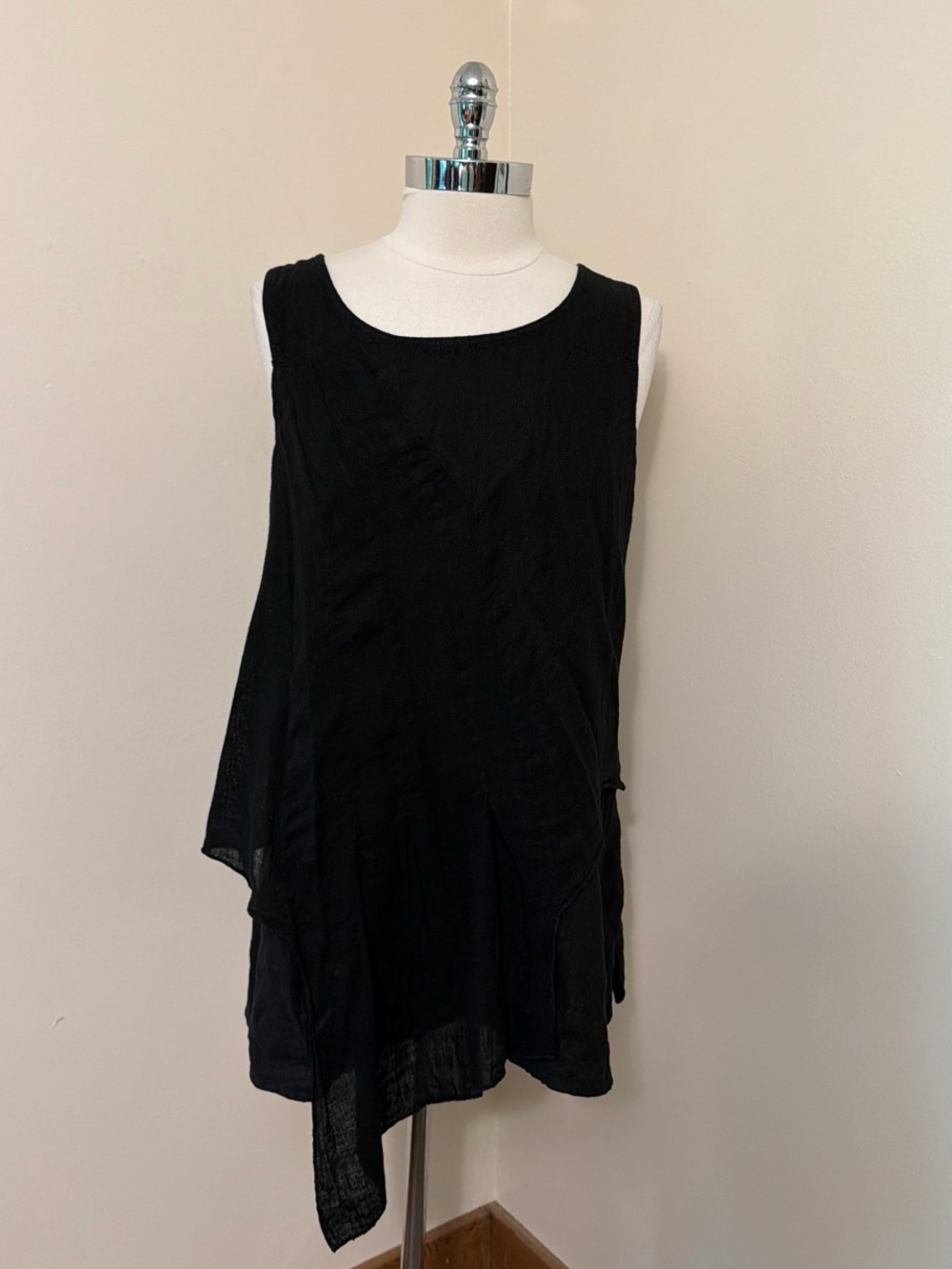 Tina Stephens Black Layered Asymmetrical Linen Sleeveless Tunic Top M